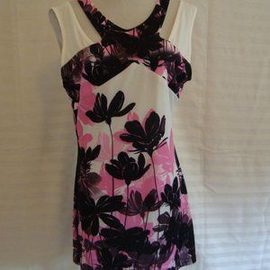 NWT Lily by Firmiana Pink Black Sleeveless Floral Cutout Tunic Tank Top sz M